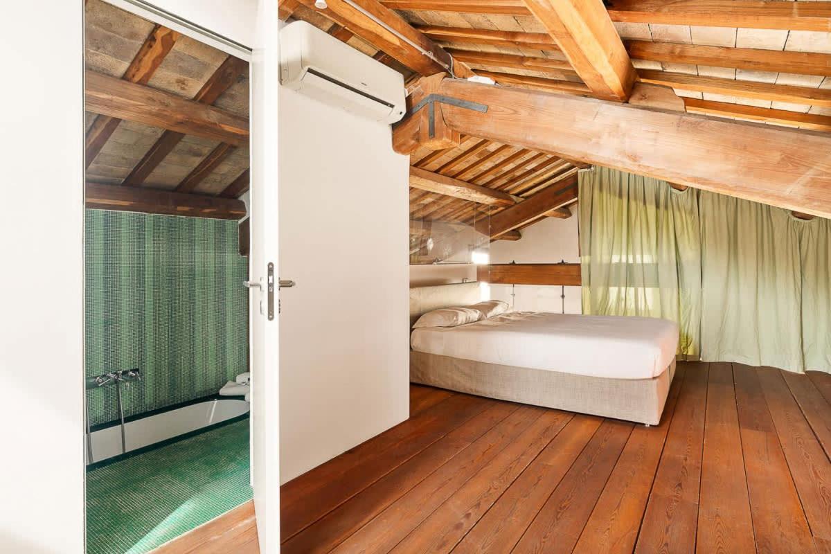 Luce Trastevere Retreat By Romeloft *